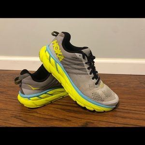 Hoka One One Clifton 6